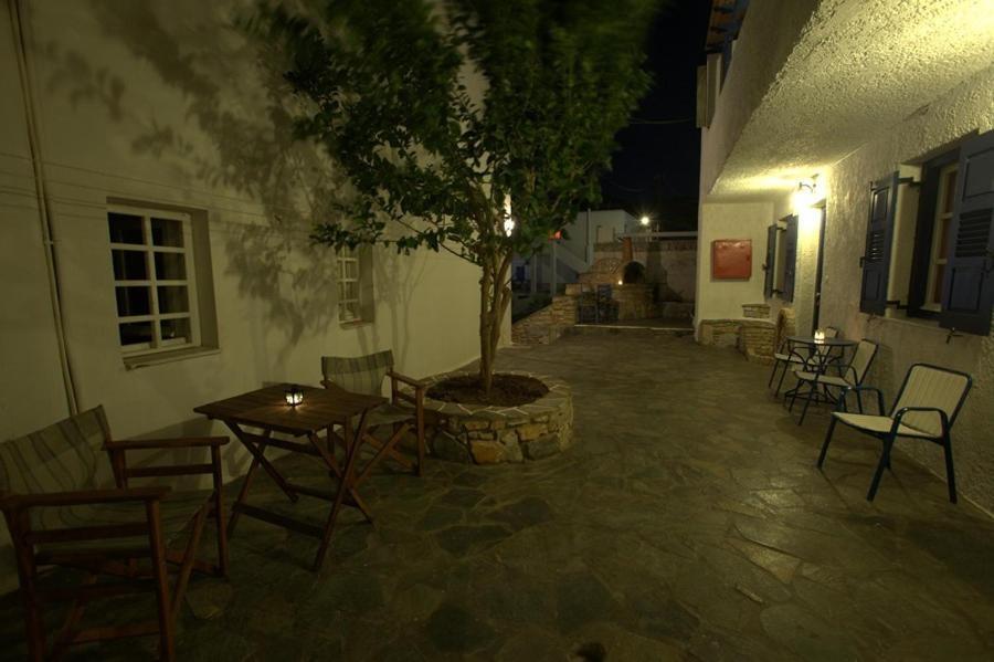 איוס חורה Aphrodite Hotel & Apartments מראה חיצוני תמונה